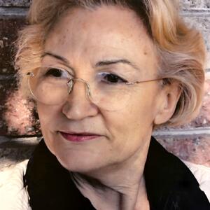 Anna Pucci